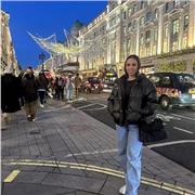 Profesora de apoyo particular, de modo online